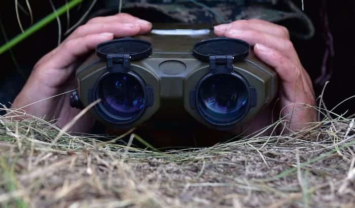 15 Best Tactical Binoculars for Hunting, Surveillance And More