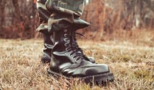 how to lace military boots