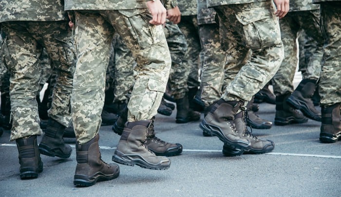 army-boots-for-rucking