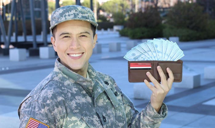how to make extra money in the military