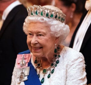 Queen-Elizabeth-II-celebrities-in-the-military